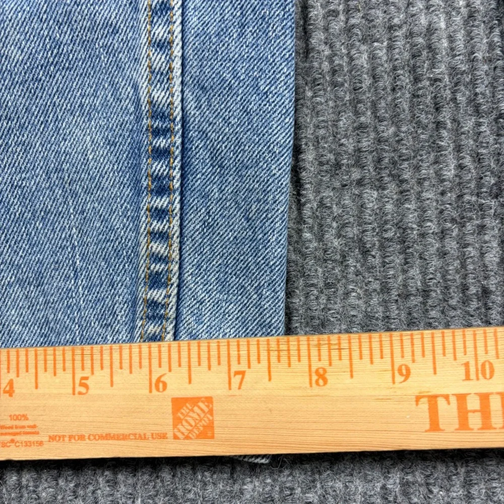 Vintage Levi's 550 Jeans Men's 38x34 Relaxed Fit Tapered Leg Light Wash 90s